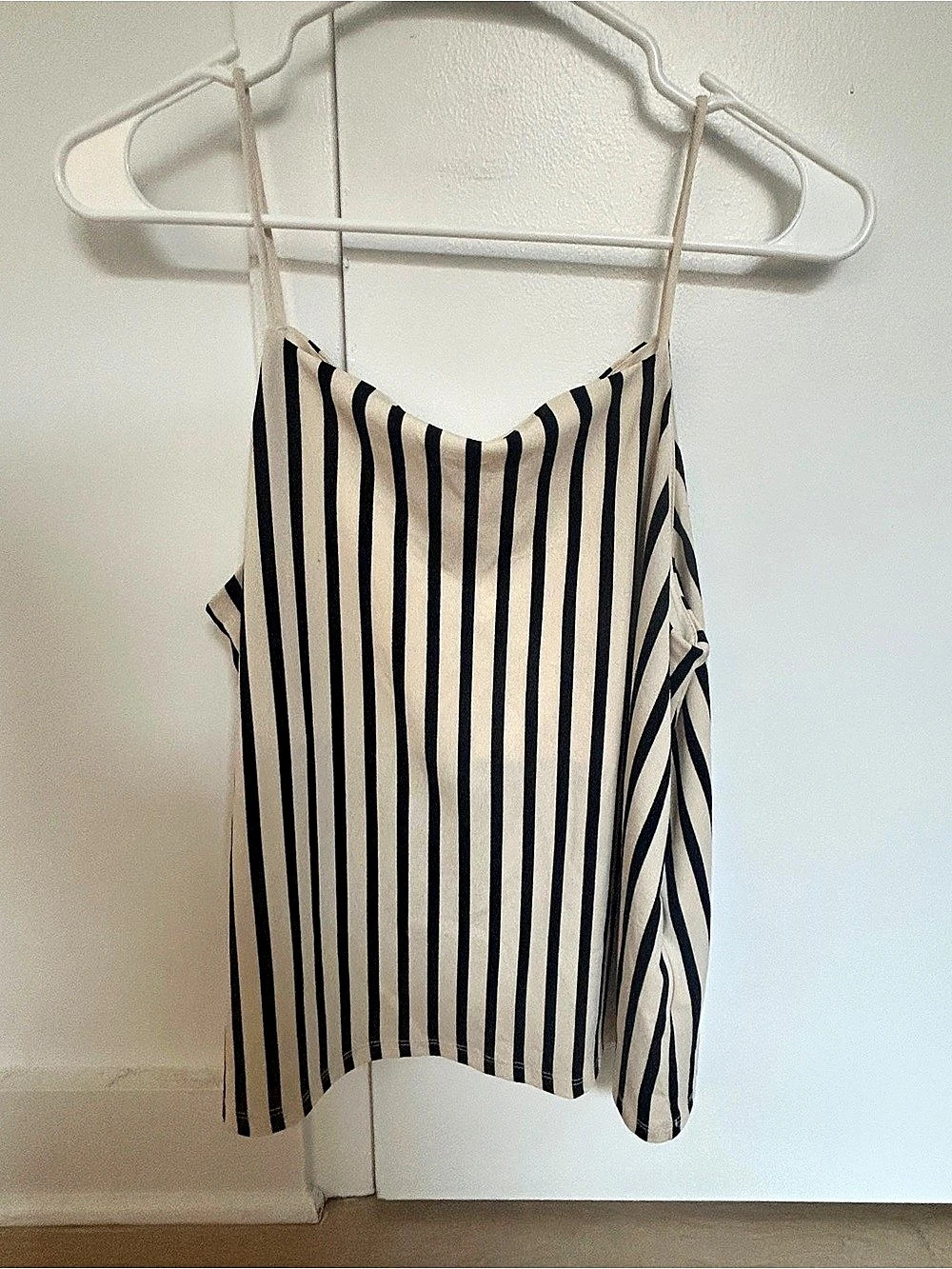 Striped Camisole in Black & White Size S Like New